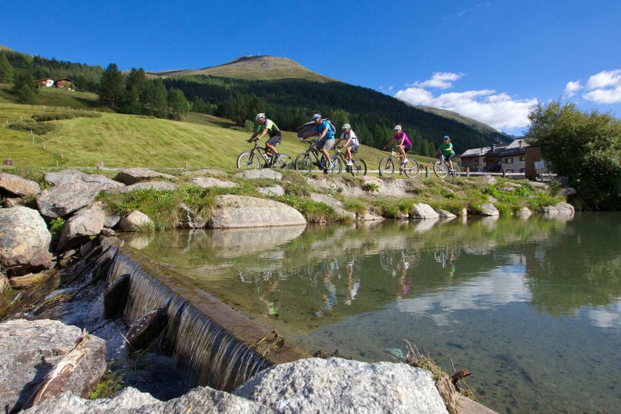 Ferienwohnung Tea Bastian Livigno Exterior foto